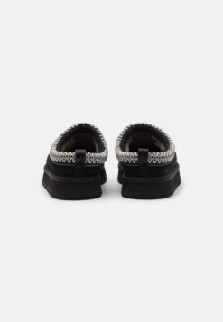 Ugg TAZZ UNISEX - Hausschuh - Black -Ugg 116ed10c10a3443bbf707d2f314def49