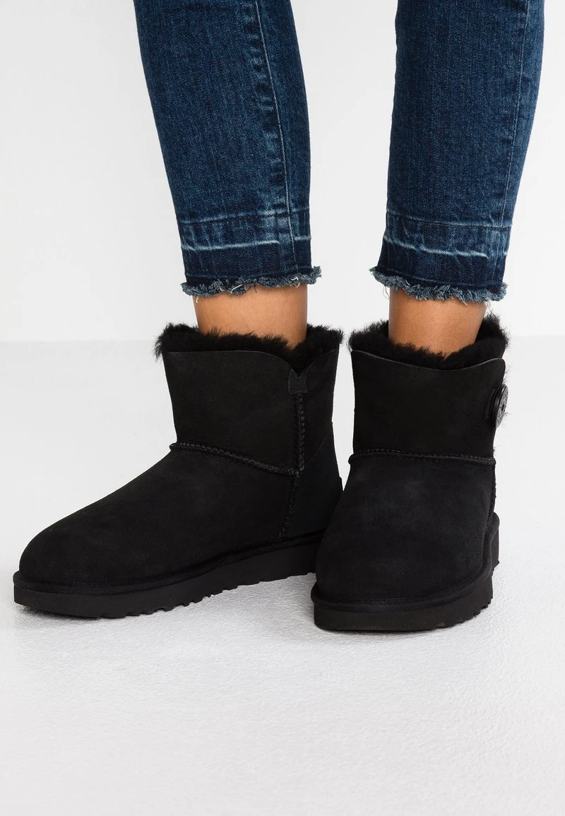 Ugg MINI BAILEY BUTTON - Ankle Boot - Black 1 Ugg MINI BAILEY BUTTON - Ankle Boot - Black