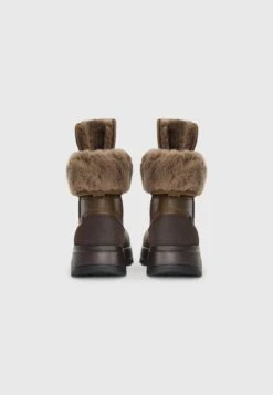 Ugg ADIRONDACK - Winter Boots - Dark Toffee 10 Ugg ADIRONDACK - Winter Boots - Dark Toffee -Ugg 1573dcb6b6d84537a8db560beb7e52f0