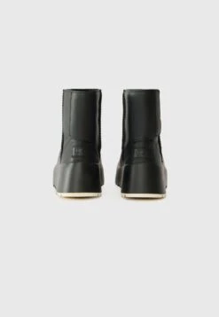 Ugg CLASSIC STREETSCAPE - Winter Boots - Black/jasmine 8 Ugg CLASSIC STREETSCAPE - Winter Boots - Black/jasmine -Ugg 1a27c7cd5d3649ca82facd94f18c4a16