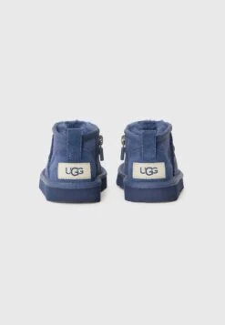 Ugg CLASSIC ULTRA MINI UNISEX - Stiefelette - New Navy -Ugg 23af0077614b4dfdbf2e2280601d1ad7