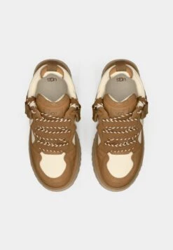 Ugg ASTROMEL - Trainers - Chestnut -Ugg 3b0b0eacdb1147358f728e362acaaa07