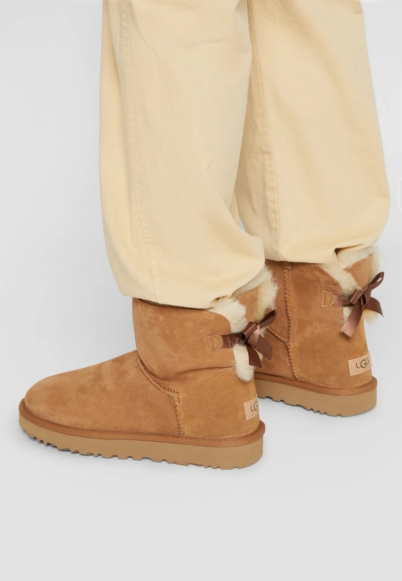 Ugg MINI BAILEY BOW - Stiefelette - Chestnut 1 Ugg MINI BAILEY BOW - Stiefelette - Chestnut