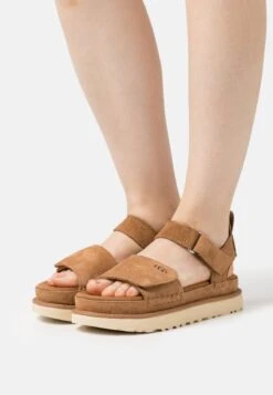 Ugg GOLDENSTAR - Plateausandalette - Chestnut