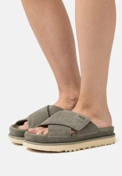 Ugg GOLDENSTAR CROSS SLIDE - Pantolette Flach - Moss Green