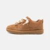 Ugg LO LOWMEL UNISEX - Sneaker Low - Cognac
