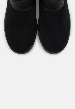 UGG Damen Stiefel "Classic Tech Mini" - Snowboot/Winterstiefel - Black -Ugg 658004894f6d4f379acf4f90f2b97046