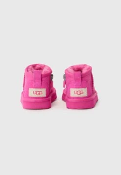 Ugg CLASSIC ULTRA MINI - Stiefelette - Pink -Ugg 6651647735c9436385c237a605d09851