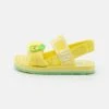 Ugg ZUMA SLING STUFFIE UNISEX - Riemensandalette - Pineapple