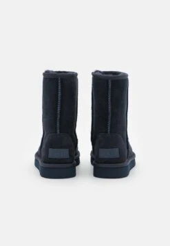 Ugg CLASSIC SHORT - Stiefelette - Starry Night 8 Ugg CLASSIC SHORT - Stiefelette - Starry Night -Ugg 6ee7f1b254924dac8f04bb2d21e36038