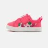 Ugg RENNON WATERMELON STUFFIE UNISEX - Sneaker Low - Watermelon