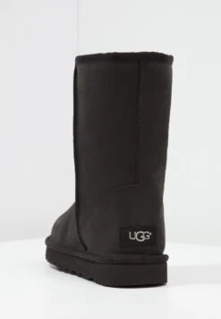 Ugg CLASSIC - Snowboot/Winterstiefel - Black 10 Ugg CLASSIC - Snowboot/Winterstiefel - Black -Ugg 73044a7166244eafb79a8977c50040a9