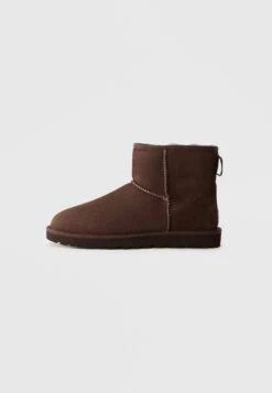 Ugg CLASSIC MINI UNISEX - Winter Boots - Black 19 Ugg CLASSIC MINI UNISEX - Winter Boots - Black -Ugg 77dd3c90026b4020b556d7e2e6d45b80 2
