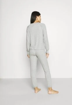Ugg GABLE - Pyjama - Grey Heather -Ugg 78618f371ac64b87925f902846b68206