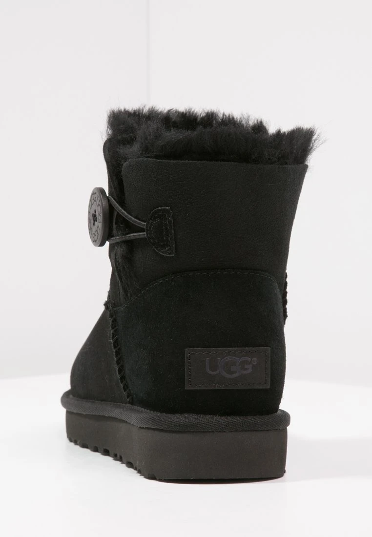 Ugg MINI BAILEY BUTTON - Ankle Boot - Black 6 Ugg MINI BAILEY BUTTON - Ankle Boot - Black – Bild 6