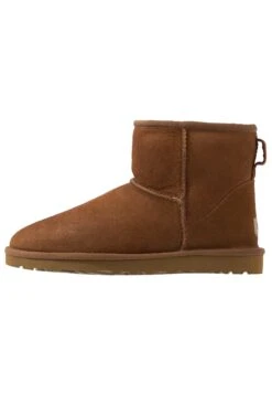 Ugg CLASSIC MINI UNISEX - Winter Boots - Chestnut