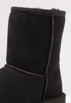 Ugg CLASSIC II - Stiefelette - Black 11 Ugg CLASSIC II - Stiefelette - Black -Ugg 93f48785ea164d5e8006dd49784902c3