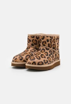 Ugg CLASSIC MINI SPOTTY - Snowboot/Winterstiefel - Natural 8 Ugg CLASSIC MINI SPOTTY - Snowboot/Winterstiefel - Natural -Ugg 953270e7b76644e390f9f6ccbf41c737
