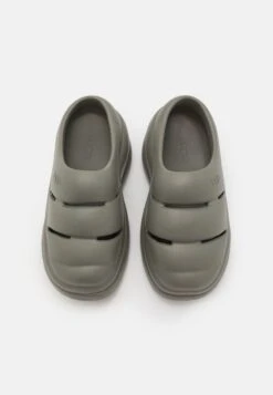 Ugg SPORT YEAH - Slipper - Moss Green -Ugg 971a547fc2e04f2085eee403b4581627