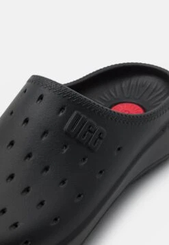 Ugg SLIDE - Badesandale - Black -Ugg 992176c786f54ea79a87eaec07b88168