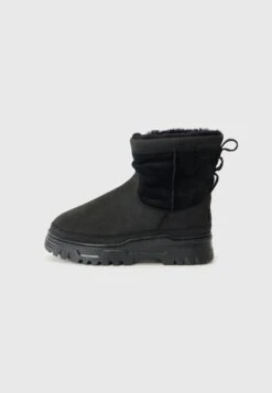 Ugg HERITAGE TRAILGAZER - Winter Boots - Chestnut -Ugg a420cfa019b544daaca46f0dae5b87c2