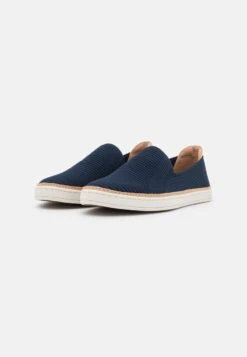 Ugg SAMMY - Sneaker Low - Navy 8 Ugg SAMMY - Sneaker Low - Navy -Ugg a5597227a7c345d19d2798ec5d72a87d