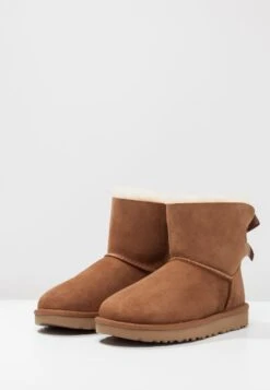 Ugg MINI BAILEY BOW - Stiefelette - Chestnut 10 Ugg MINI BAILEY BOW - Stiefelette - Chestnut -Ugg d3c8eb4ea1ba4e9f92fb7229885471d1