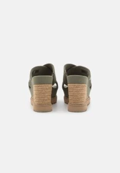 Ugg ABBOT SLIDE - Pantolette Hoch - Moss Green -Ugg d69003d2d58f404e93b815f1f2d0dbc9
