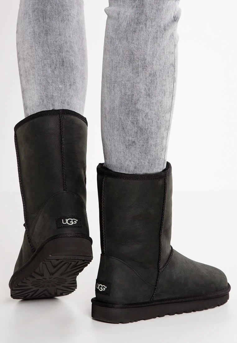 Ugg CLASSIC - Snowboot/Winterstiefel - Black 1 Ugg CLASSIC - Snowboot/Winterstiefel - Black