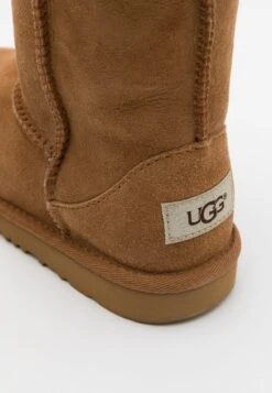 Ugg CLASSIC II - Stiefelette - Chestnut 8 Ugg CLASSIC II - Stiefelette - Chestnut -Ugg daa4d66d492a4b5e8b3f2ff38e9daf18 1