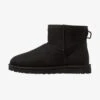 Ugg CLASSIC MINI - Stiefelette - Black