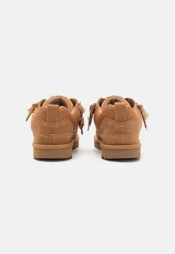 Ugg LO LOWMEL UNISEX - Sneaker Low - Cognac 12 Ugg LO LOWMEL UNISEX - Sneaker Low - Cognac -Ugg e593b15a77584ca1adacd3c6a2f75647