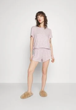 Ugg -Ugg e81a01e6e7a64d949c8ad84445835fd5