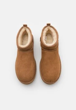 Ugg CLASSIC ULTRA MINI - Winter Boots - Chestnut 12 Ugg CLASSIC ULTRA MINI - Winter Boots - Chestnut -Ugg e8afc707831f46fa8d170dbea1370287