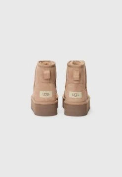 Ugg CLASSIC MINI UNISEX - Stiefelette - Rocky Oak -Ugg f1c5099489054c6693d3a91f9092b0c7