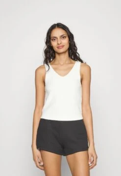 Ugg 55 Ugg DULCIE - Nachtwäsche Shirt - Cream