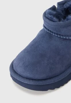 Ugg CLASSIC ULTRA MINI UNISEX - Stiefelette - New Navy -Ugg f739bcd3007c48ffafccdb08a18f4d21